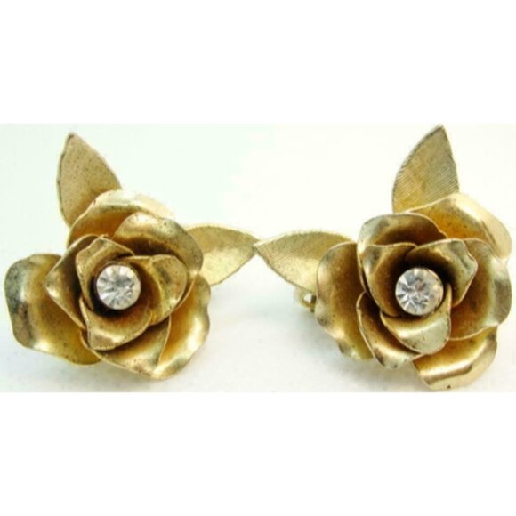 Woman's Earrings Coro Vintage Clip-On Gold-tone Flower Center Stone - Picture 1 of 8